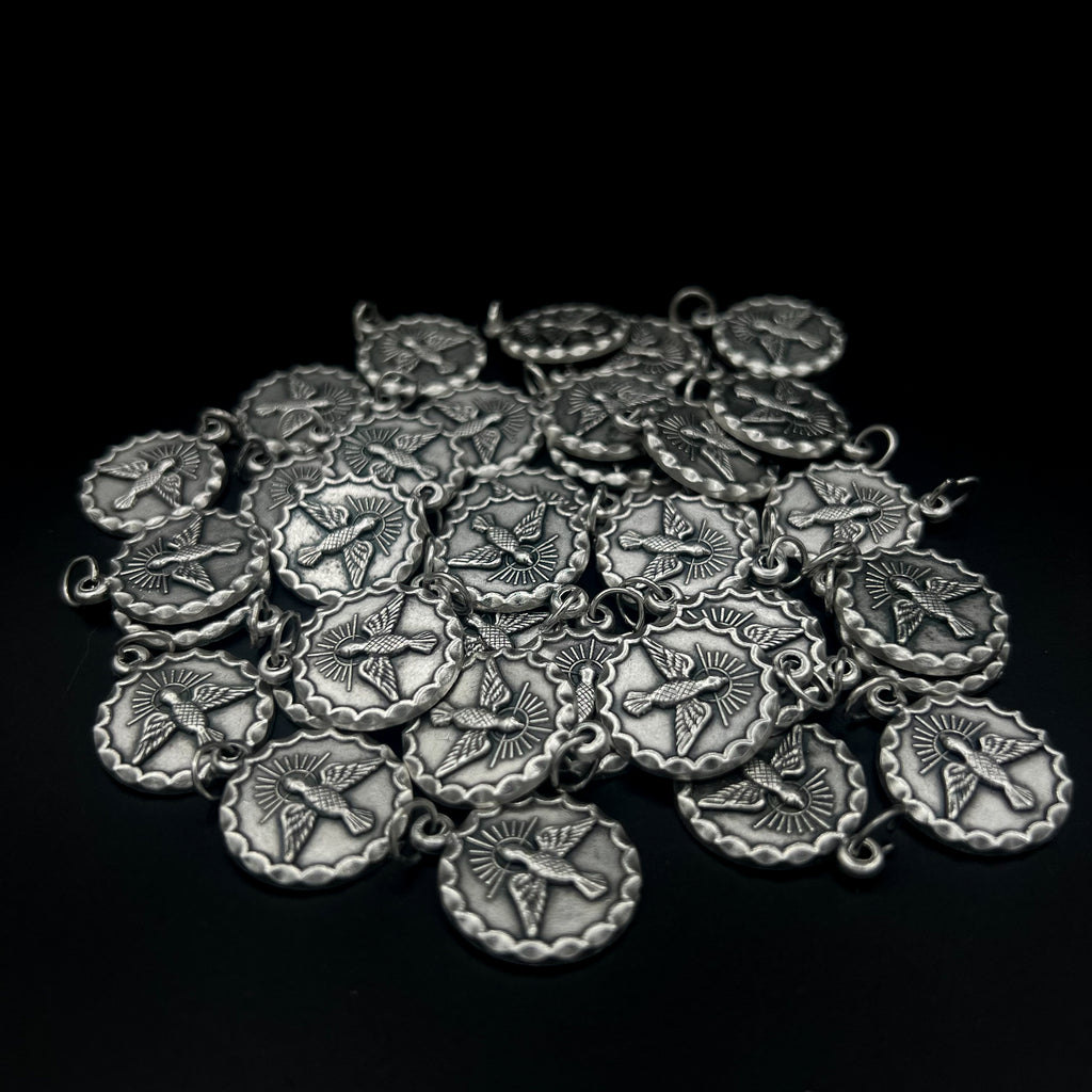 Holy Spirit Round Silver 19mm