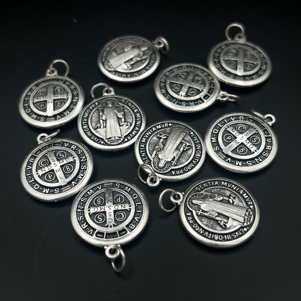 Saint Benedict Silver 22mm