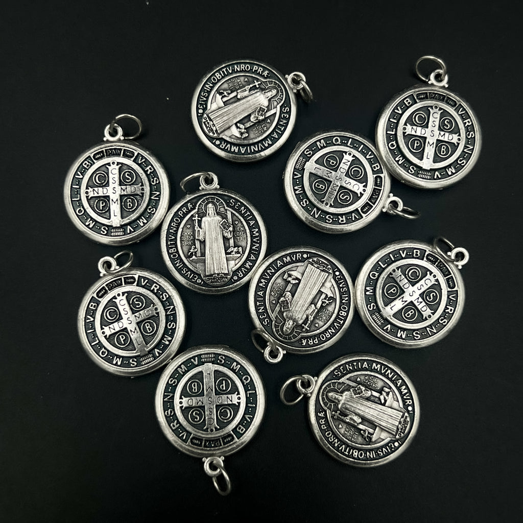 Saint Benedict Silver 22mm