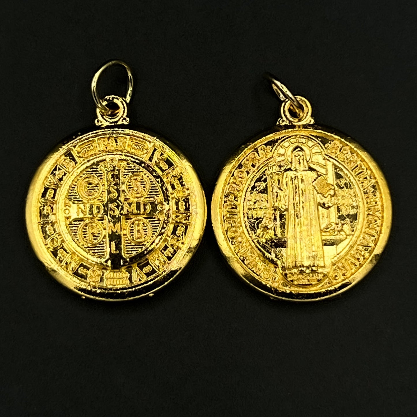 Saint Benedict Golden 22mm
